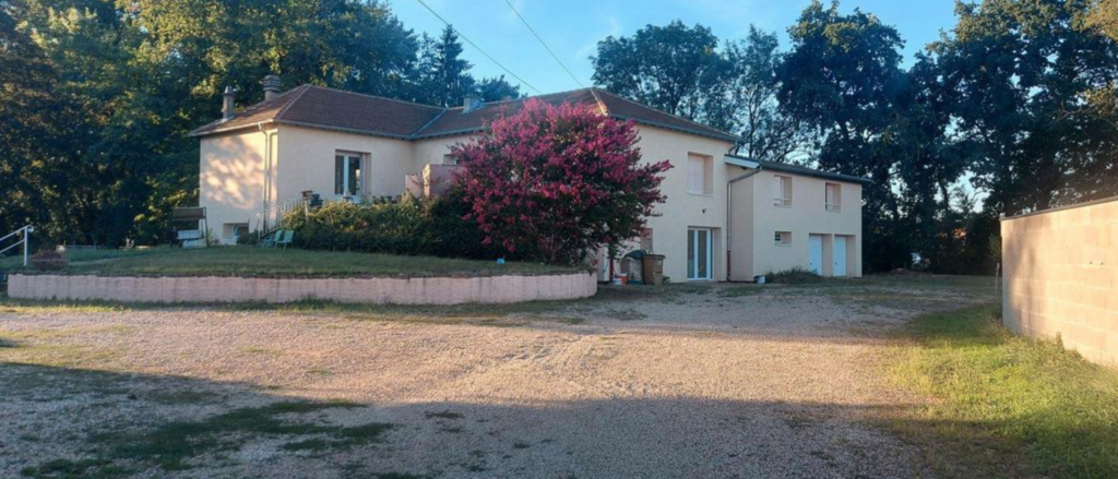 Appartement en rez-de-chaussée